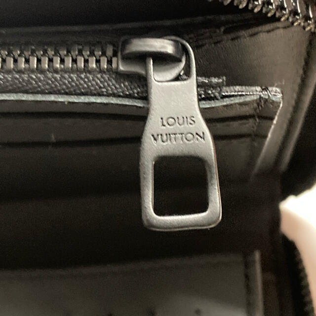 ルイヴィトン LOUIS VUITTON ジッピーウォレット ヴェルティカル