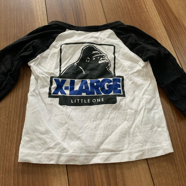 XLARGE(エクストララージ)のエクストララージキッズ　ラグランロングTシャツ　90 キッズ/ベビー/マタニティのキッズ服男の子用(90cm~)(Tシャツ/カットソー)の商品写真