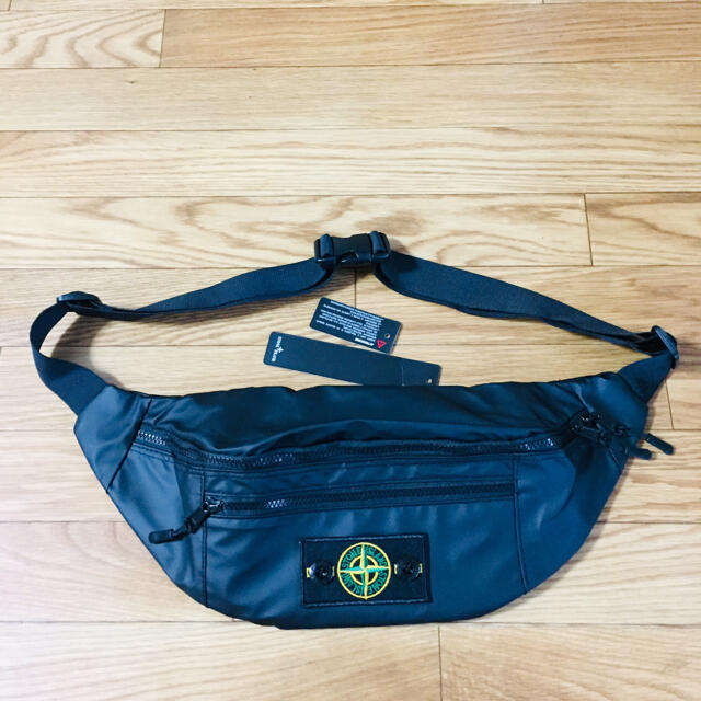 STONE ISLAND(ストーンアイランド)のSTONE ISLAND ストーンアイランドウエストバッグ メンズのバッグ(ウエストポーチ)の商品写真