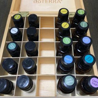 ドテラ　doTERRA エッセンシャルオイル　木箱　まとめ売り(エッセンシャルオイル（精油）)