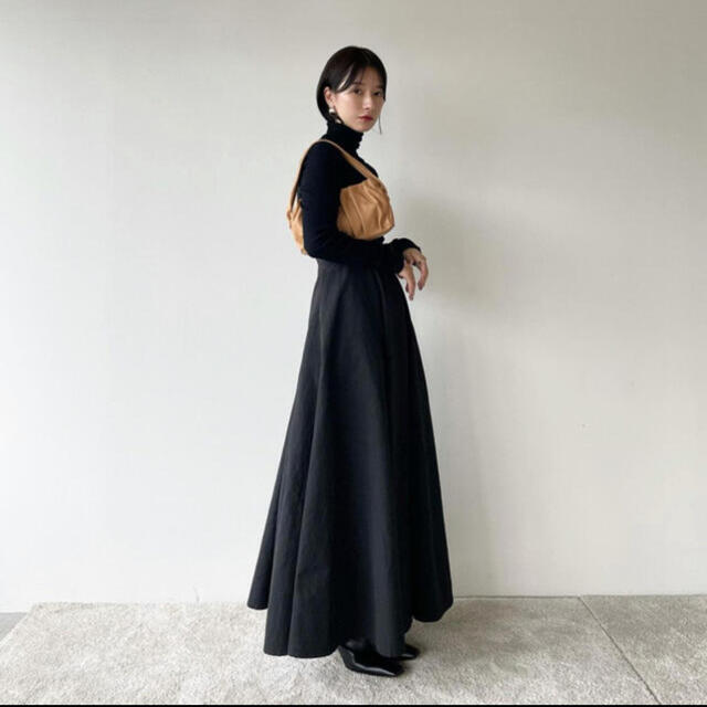 CLANE VOLUME FLARE MAXI SKIRT