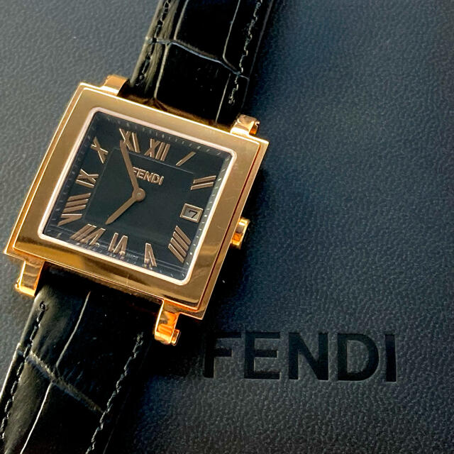 大阪の直営店舗 FENDI フェンディ クアドロ 007-60500G 腕時計 メンズ