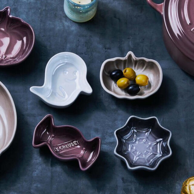 LE CREUSET(ルクルーゼ)の【週末まで価格】ルクルーゼ　食器 ミニ・ハロウィン　ディッシュ (4個入り)  インテリア/住まい/日用品のキッチン/食器(食器)の商品写真