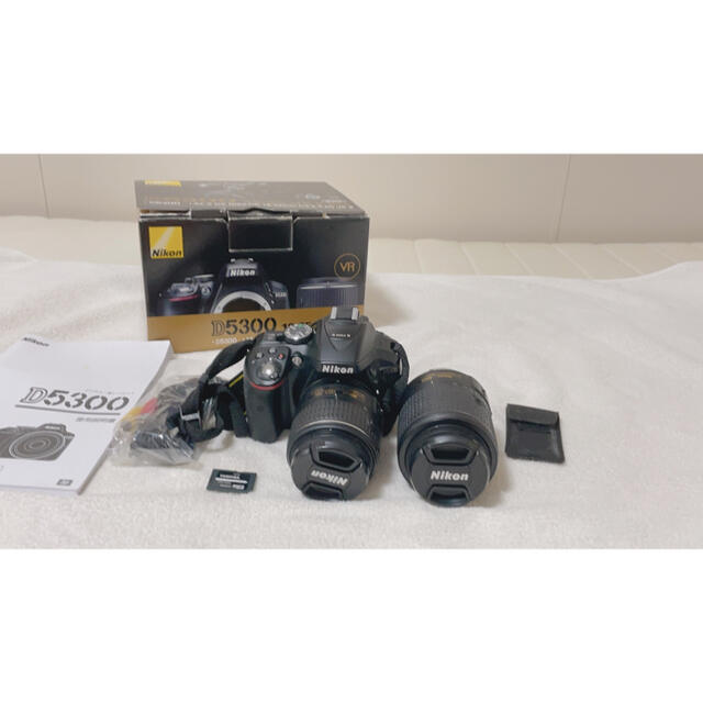 ニコン　一眼レフ　NikonD5300  ダブルズームキット