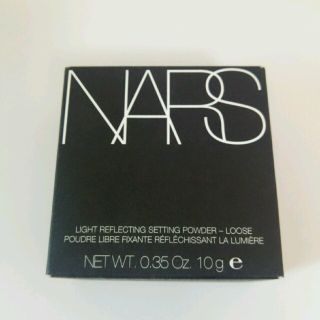 ナーズ(NARS)の新品未使用品　ナーズ★　ライトリフレクティングセッティングパウダー(フェイスパウダー)