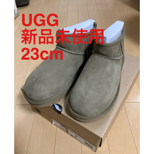 【匿名配送】UGG CLASSIC ULTRA MINI 23cm