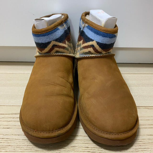 UGG(アグ)のUGG × PENDLETON / クラシックミニ コラボムートーブーツ レディースの靴/シューズ(ブーツ)の商品写真