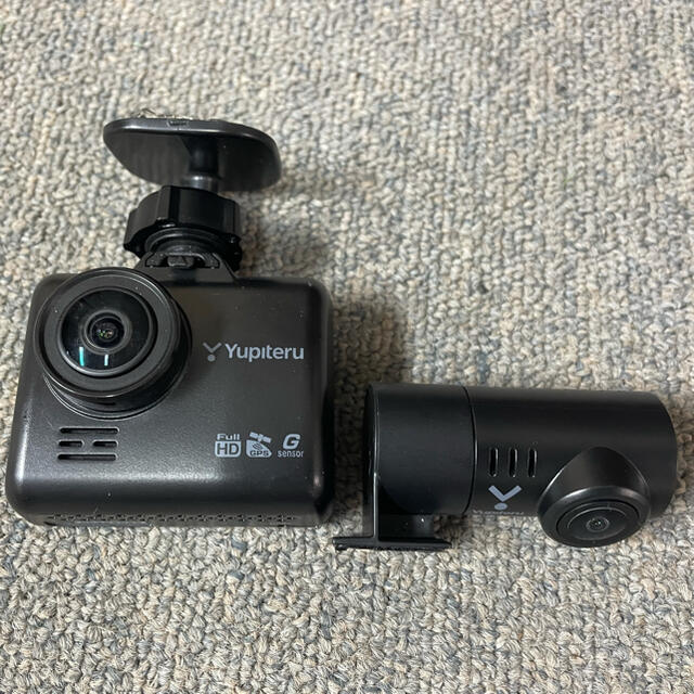 ドライブレコーダー前後2カメラ(ユピテルY-200R) | itakt.no