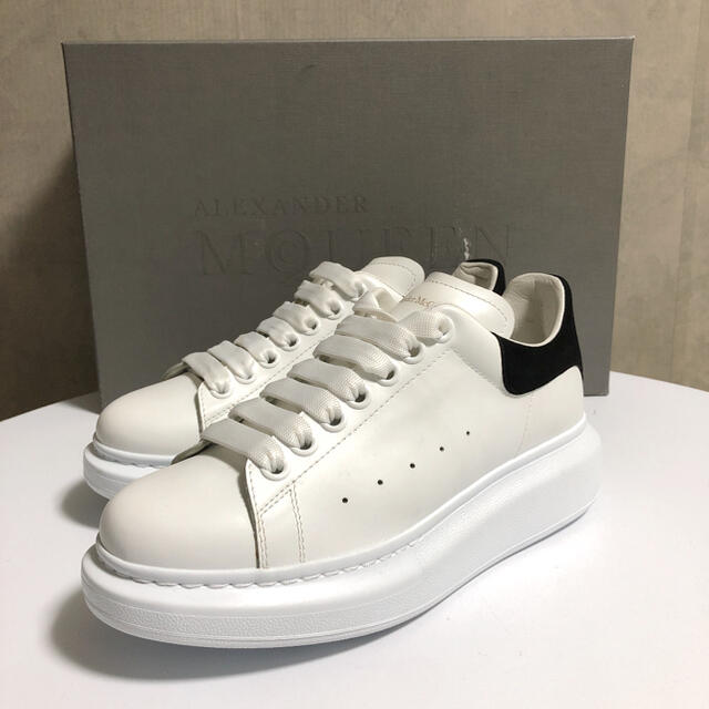 ALEXANDER McQUEEN  アレキサンダーマックイーンスニーカー