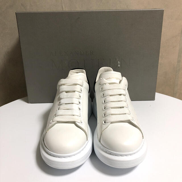 ALEXANDER McQUEEN  アレキサンダーマックイーンスニーカー