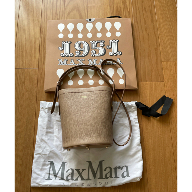 Max Mara(マックスマーラ)の【今期新作/新品】マックスマーラ マイ ディア ディアレザー バケツ バッグ レディースのバッグ(ショルダーバッグ)の商品写真