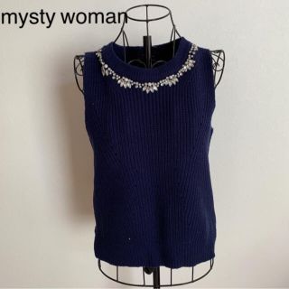 ミスティウーマン(mysty woman)のmysty woman ビジュー付きニット(シャツ/ブラウス(半袖/袖なし))