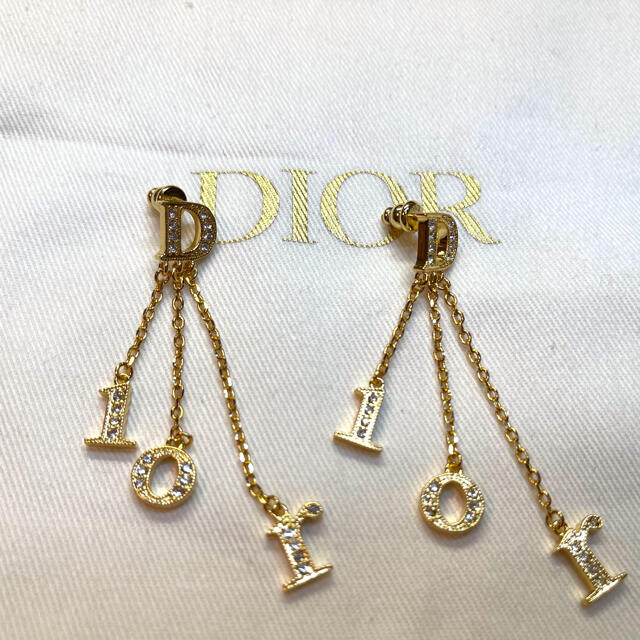 Dior ピアス 1