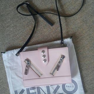 ケンゾー(KENZO)のkenzo バッグ　(ショルダーバッグ)