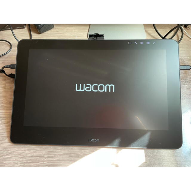 Wacom(ワコム)のWacom Cintiq Pro 16 DTH-1620/KO スマホ/家電/カメラのPC/タブレット(タブレット)の商品写真