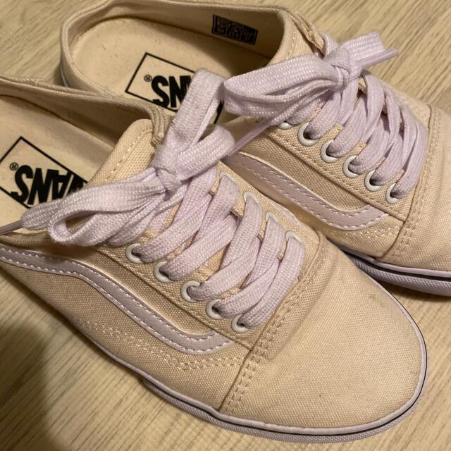 VANS(ヴァンズ)のvans スニーカー　スリッポン レディースの靴/シューズ(スニーカー)の商品写真