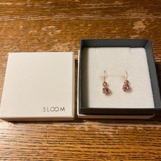 ブルーム(BLOOM)のピアス　カズリン様専用(ピアス)