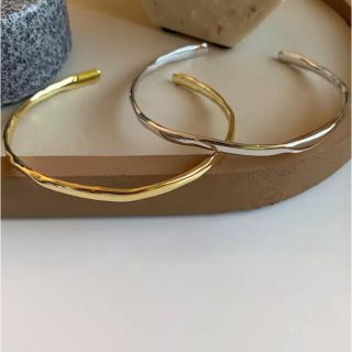 ビューティアンドユースユナイテッドアローズ(BEAUTY&YOUTH UNITED ARROWS)の✴︎gold bangle001✴︎(ブレスレット/バングル)