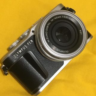 オリンパス(OLYMPUS)のDUMMY CAMERA 非売品OLYMPUS PEN ダミーカメラ&レンズ付き(ミラーレス一眼)