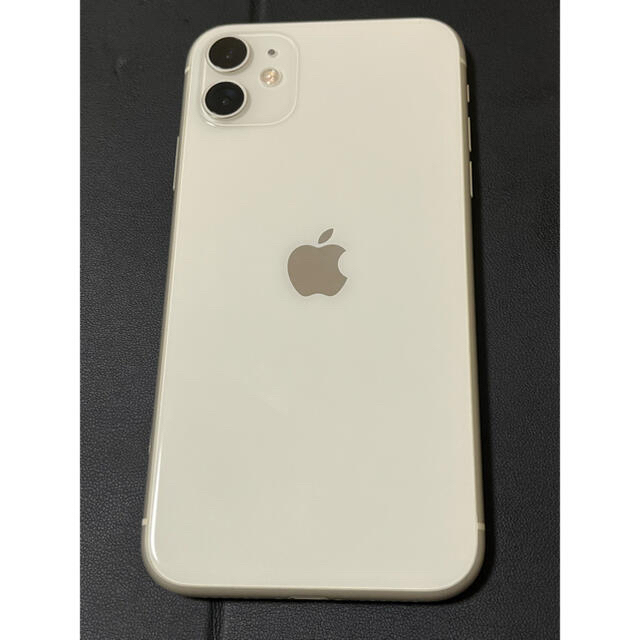 Apple(アップル)の【かほ様専用】iPhone11 64GB ホワイト　SIMフリー スマホ/家電/カメラのスマートフォン/携帯電話(スマートフォン本体)の商品写真