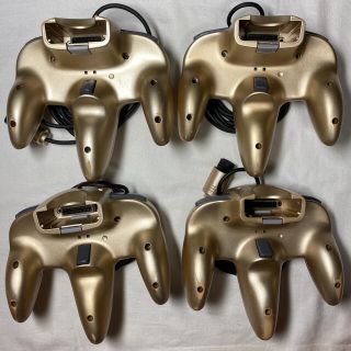 【拡張パック付】ニンテンドー64 ゴールド コントローラー4個 トイザらス 限定