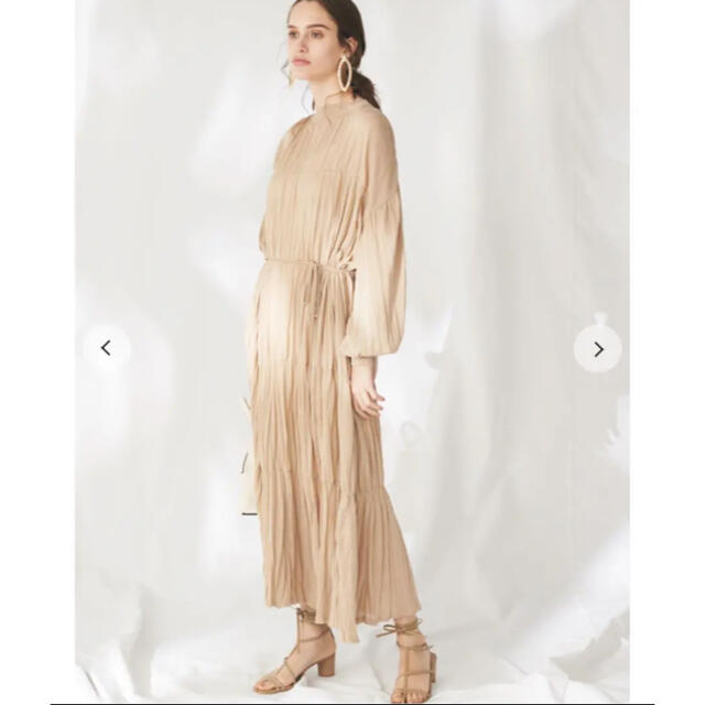 FRAY I.D - FRAYID ワッシャープリーツニットワンピース beige FRAY I.D - FRAYID ワッシャープリーツニットワンピース beige