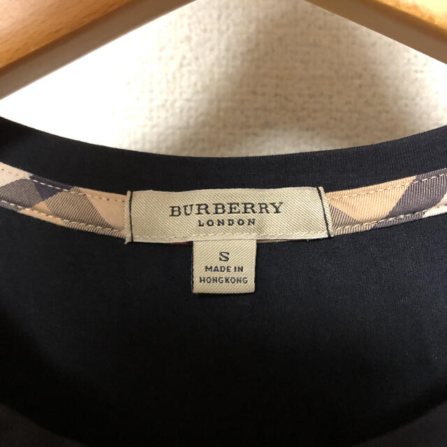 BURBERRY(バーバリー)のBurberry Tシャツ/カットソー レディースのトップス(Tシャツ(半袖/袖なし))の商品写真