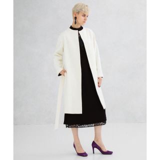 ユナイテッドアローズ(UNITED ARROWS)のunited tokyo ノーカラーベルテッドコート サイズ2 white 新品(ロングコート)