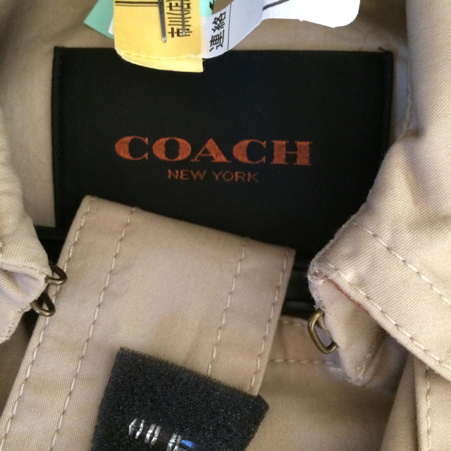 COACH(コーチ)のコーチのショート丈トレンチコート レディースのジャケット/アウター(トレンチコート)の商品写真