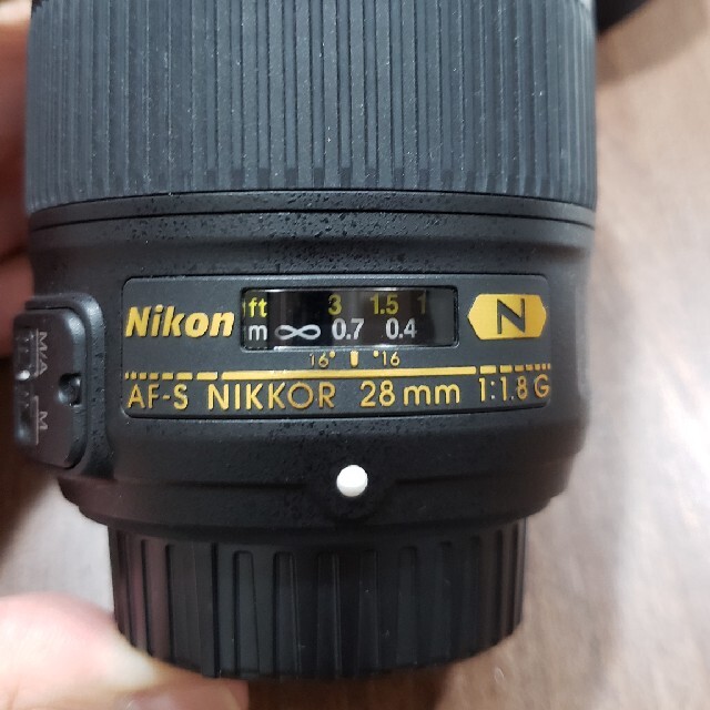 Nikon(ニコン)のニコンレンズ AF-S NIKKOR 28mm f/1.8G(フィルタ付き) スマホ/家電/カメラのカメラ(レンズ(単焦点))の商品写真