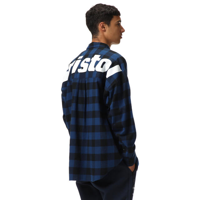 F.C.R.B.(エフシーアールビー)のL FCRB BIG LOGO FLANNEL BAGGY SHIRT ブルー メンズのトップス(シャツ)の商品写真