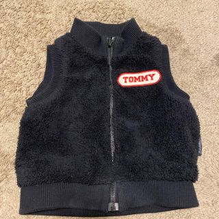 トミー(TOMMY)のTOMMY ベスト　リバーシブル　90(ジャケット/上着)