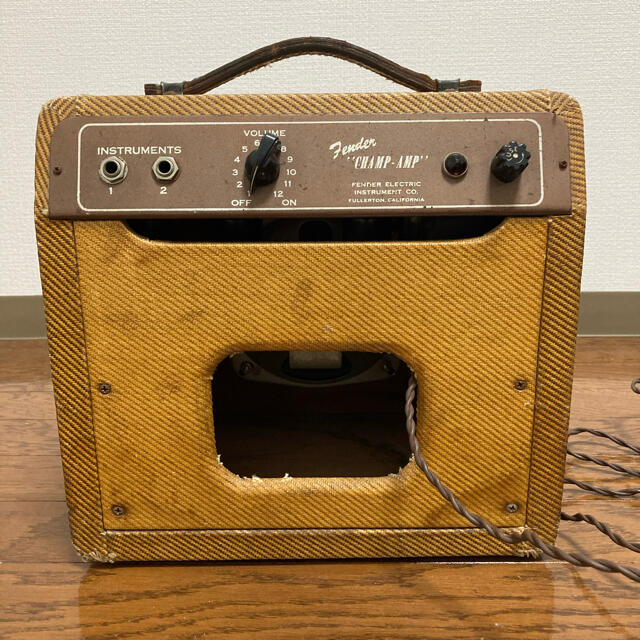 Fender(フェンダー)のfender champ 54年製　ヴィンテージ 楽器のギター(ギターアンプ)の商品写真