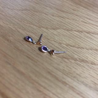 ピンクゴールド　華奢ピアス(ピアス)