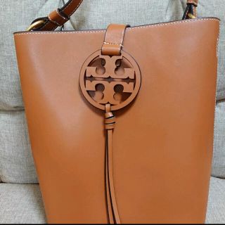 トリーバーチ(Tory Burch)のトリーバーチ　バケットバッグ(ショルダーバッグ)