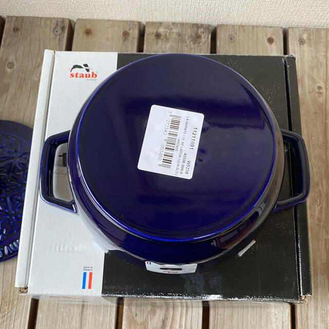 STAUB(ストウブ)のストウブ　ワナベS リリー　グランブルー インテリア/住まい/日用品のキッチン/食器(鍋/フライパン)の商品写真