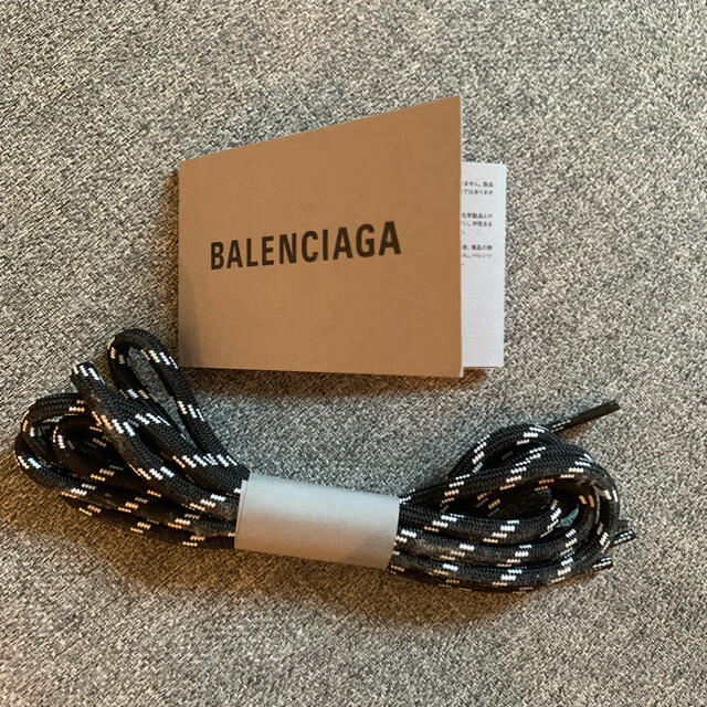 Balenciaga(バレンシアガ)のbalenciaga トリプルS スニーカー 靴 期間限定 メンズの靴/シューズ(スニーカー)の商品写真