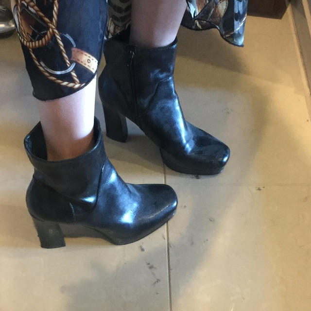 NINE WEST(ナインウエスト)の新品同様ナインウェストブラックブーツ レディースの靴/シューズ(ブーツ)の商品写真