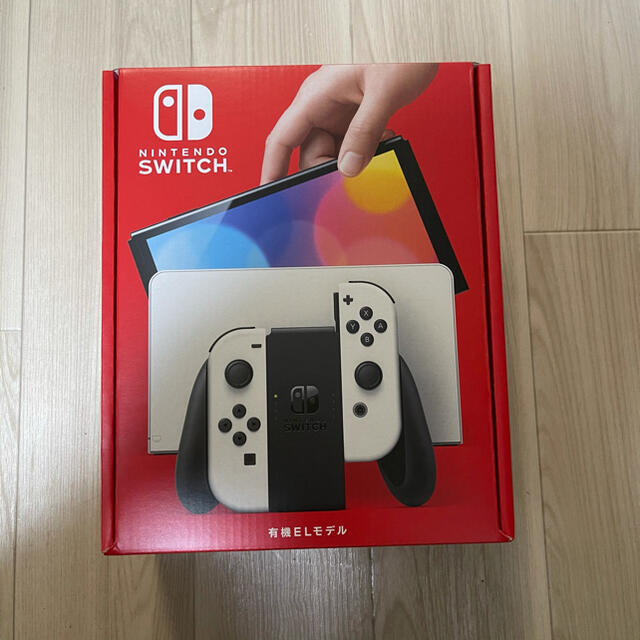 Nintendo Switch(ニンテンドースイッチ)のNintendo Switch 有機ELモデル 新品未開封 ホワイト エンタメ/ホビーのゲームソフト/ゲーム機本体(家庭用ゲーム機本体)の商品写真