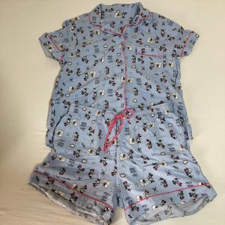 ジーユー(GU)のGU × DISNEY パジャマ ルームウェア 半袖 ブルー ミニー (パジャマ)