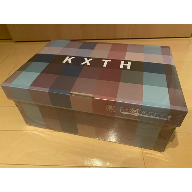 ハンドメイドKITH BE@RBRICK 100%&400%