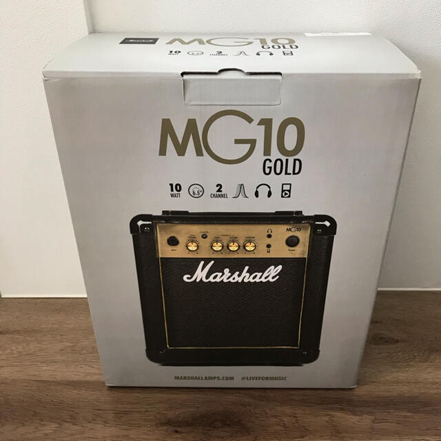 美品　未使用　Marshall MG10G マーシャルアンプ　ゴールド　 楽器のギター(ギターアンプ)の商品写真