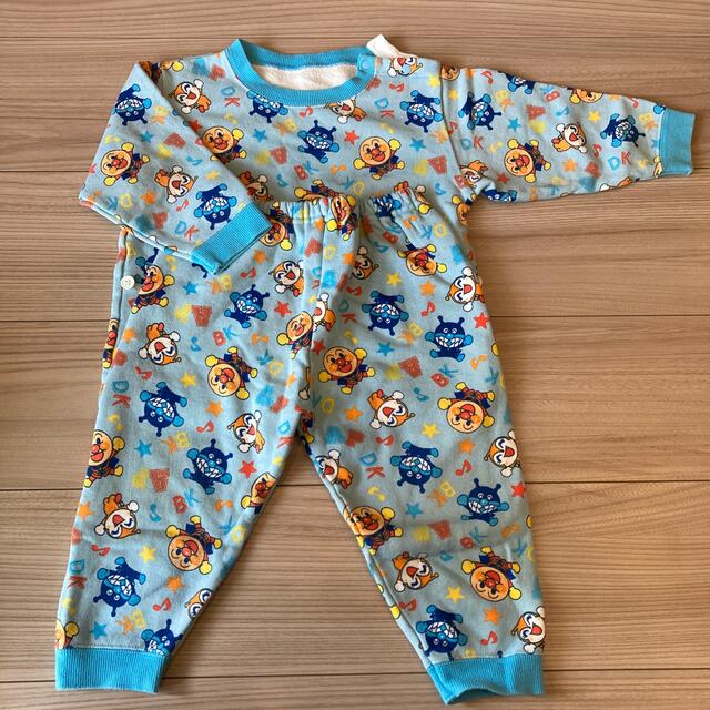 BANDAI(バンダイ)のアンパンマン　パジャマ　95   美品 キッズ/ベビー/マタニティのキッズ服男の子用(90cm~)(パジャマ)の商品写真