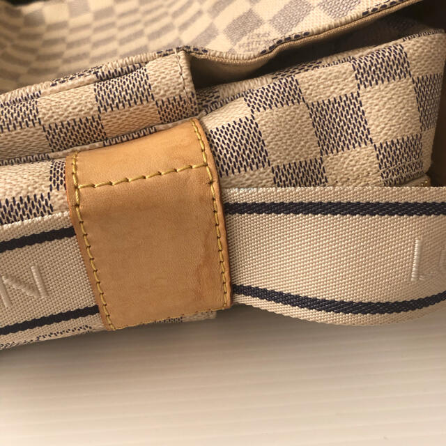 LOUIS VUITTON(ルイヴィトン)のルイヴィトン ダミエ・アズール ナヴィグリオ レディースのバッグ(ショルダーバッグ)の商品写真