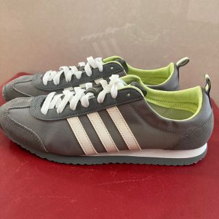 adidas   スニーカー レディース アディダス .5cm グレー