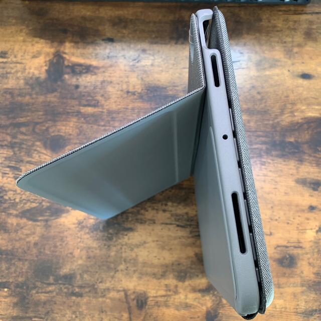 Logicool iPad Air 第4世代 トラックパッド付キーボードケース スマホ/家電/カメラのPC/タブレット(その他)の商品写真