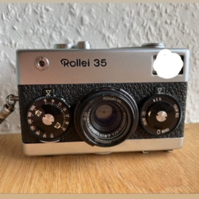 rollei35 フィルムカメラ　シルバー