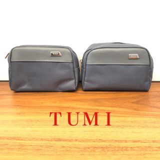 トゥミ(TUMI)の新品　TUMI トゥミ　 ポーチ　グレー　2個セット　デルタ(ポーチ)