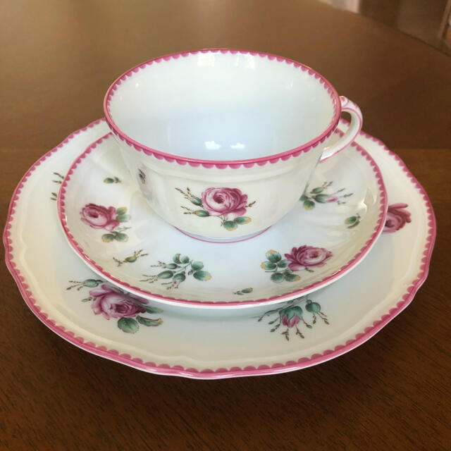 美品】リチャードジノリ☆アンティックローズ☆トリオ 美品】リチャードジノリ☆アンティックローズ☆トリオ