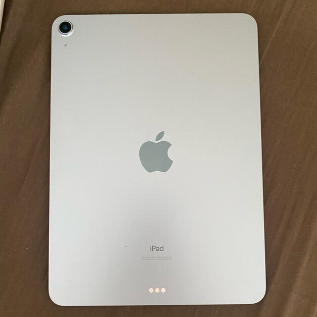Apple(アップル)のiPad Air4 スカイブルー　ケース、タッチペン付き スマホ/家電/カメラのスマホアクセサリー(iPadケース)の商品写真